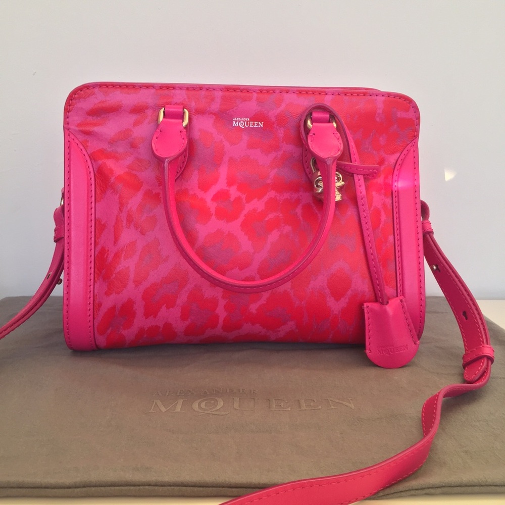 VHTF ALEXANDER MCQUEEN VINTAGE SMALL PADLOCK SATCHEL PINK RED LEATHER FLAME - Picture 3 of 8